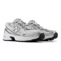 740 GS Sneakers